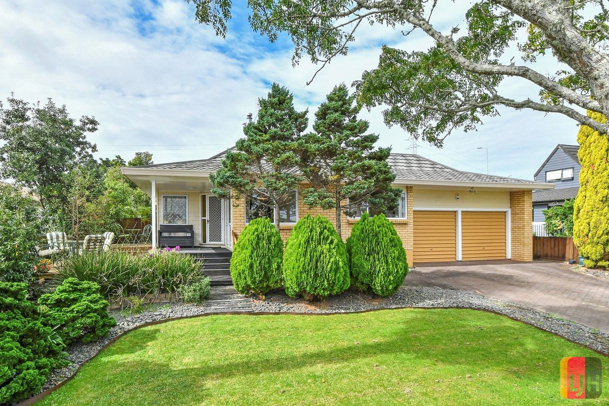 43 Brylee Drive, Conifer Grove, Takanini - Carousel 1