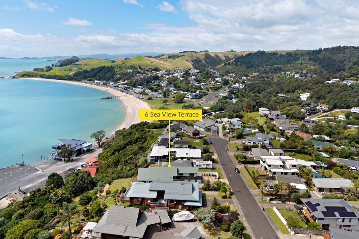 6 Sea View Terrace, Maraetai, Auckland - Carousel 2