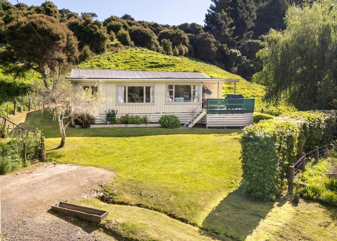9 Wainui Valley Road, Wainui, French Farm - Carousel 2