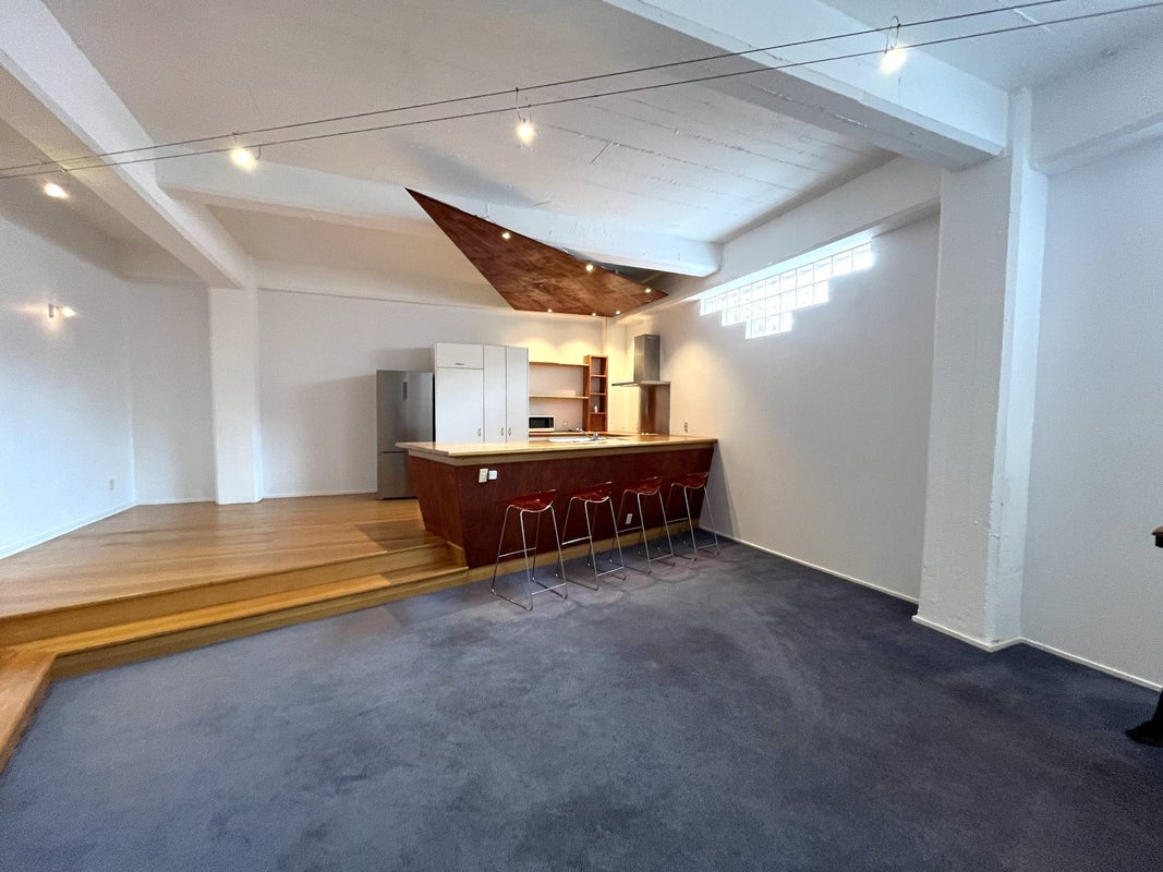 B/11 Ghuznee Street, Te Aro, Wellington - Carousel 2
