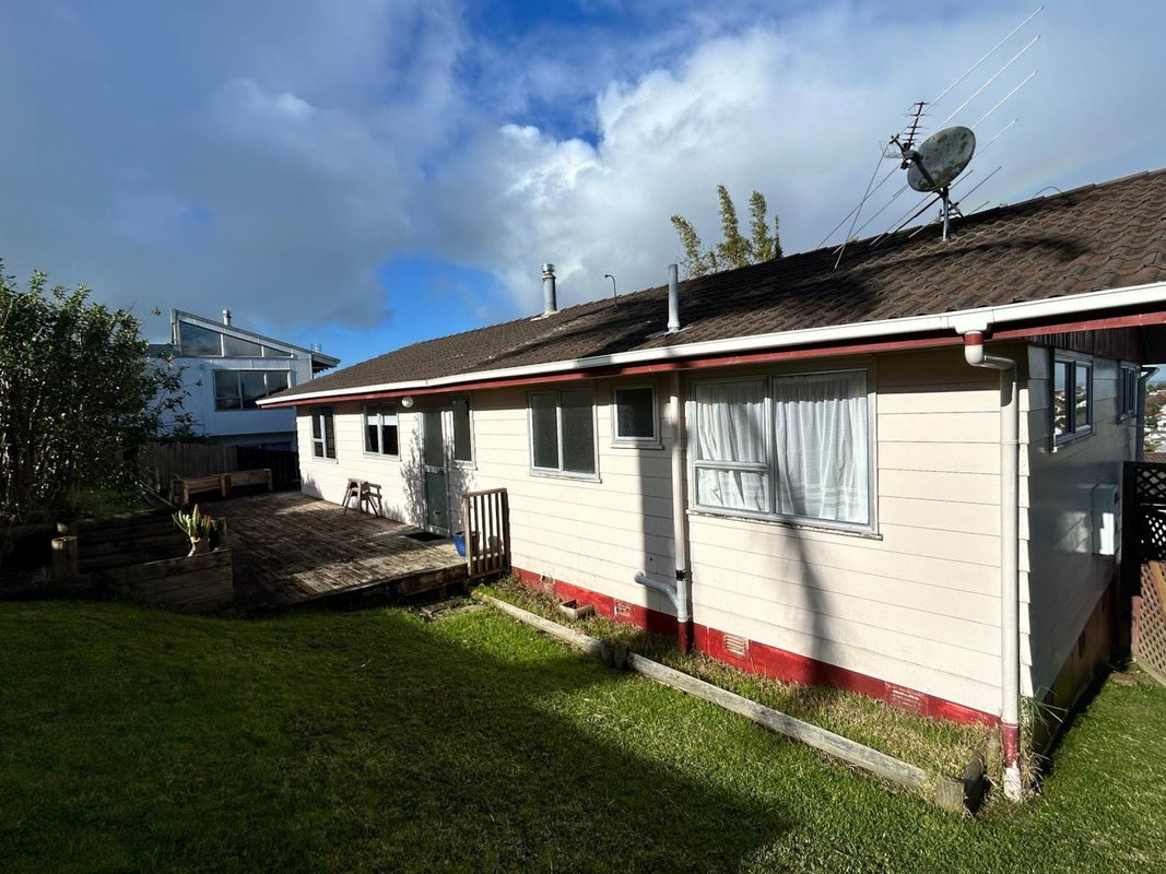 11 Tableau Place, Totara Vale, Auckland - Carousel 2