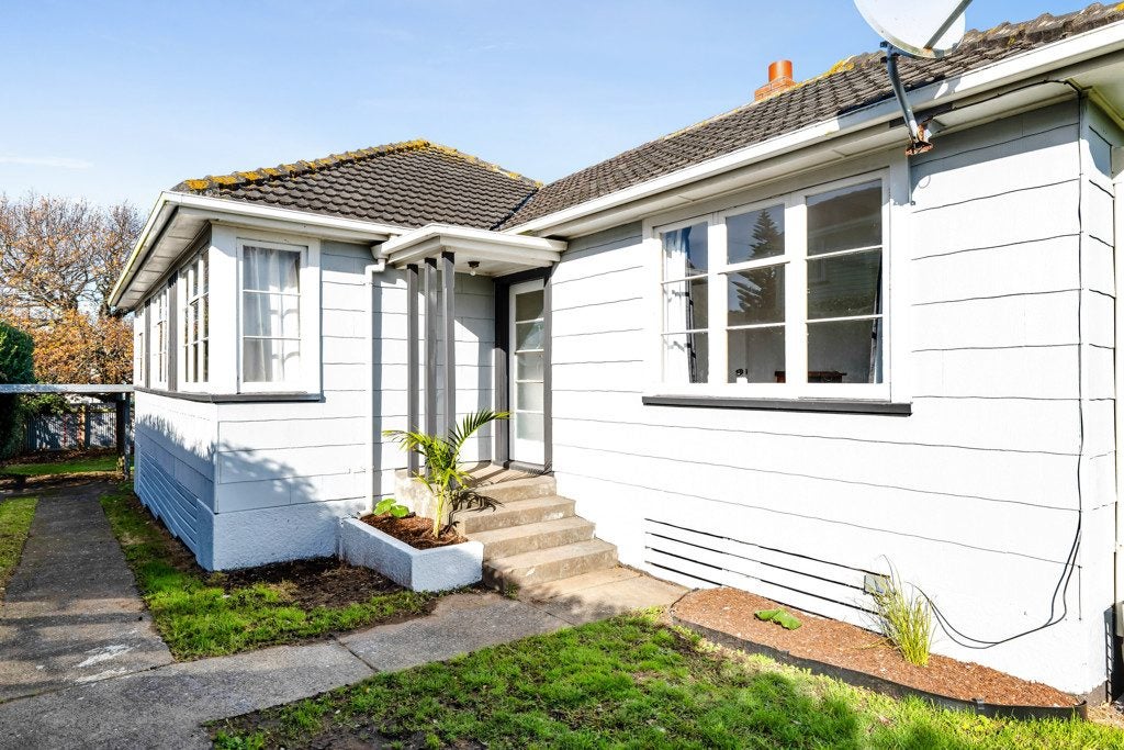 53 Fairfield Road, Hawera - Carousel 2