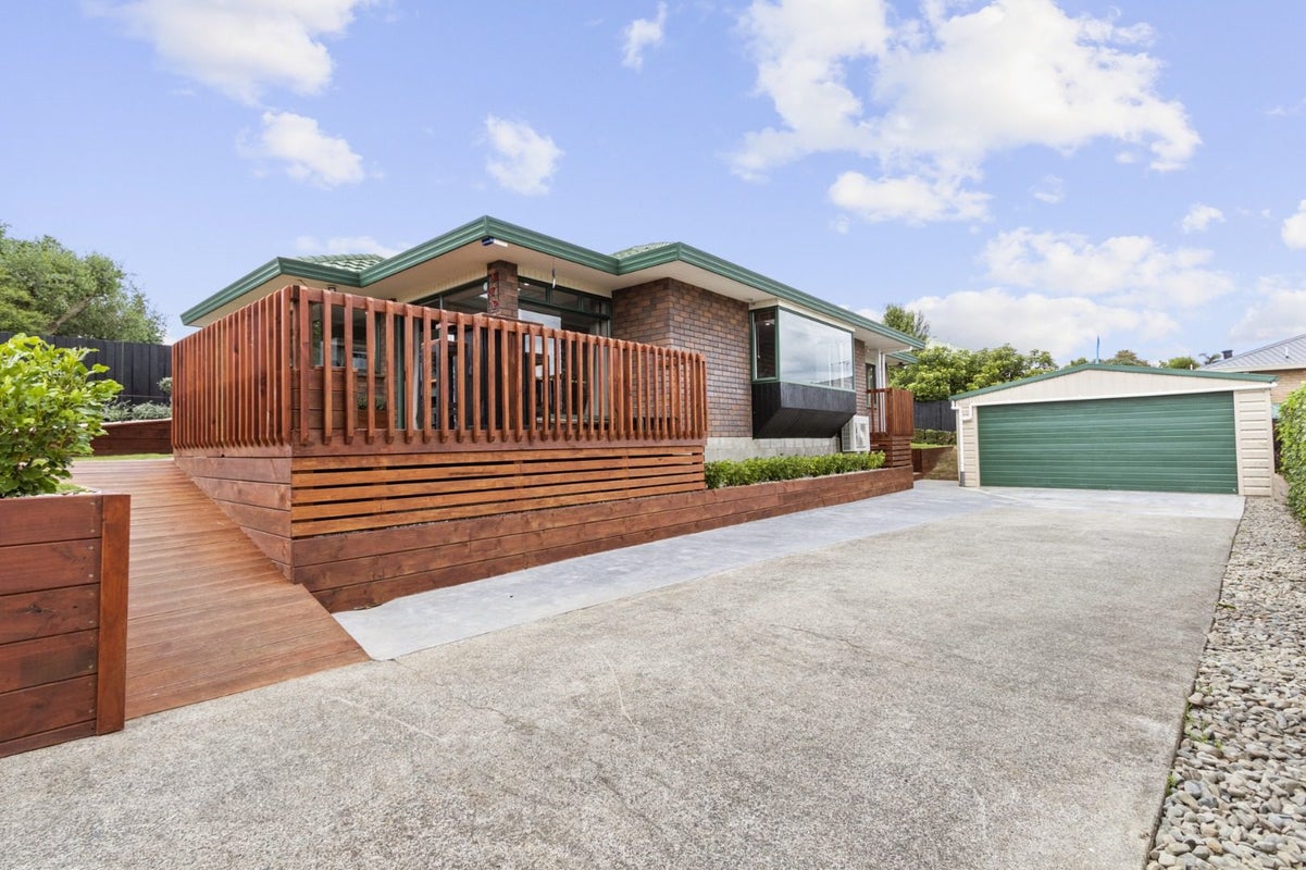 17 Rosehill Place, Nawton, Hamilton - Carousel 2