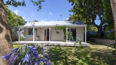 29 Tui Road, Raumati Beach, Paraparaumu - Carousel 1