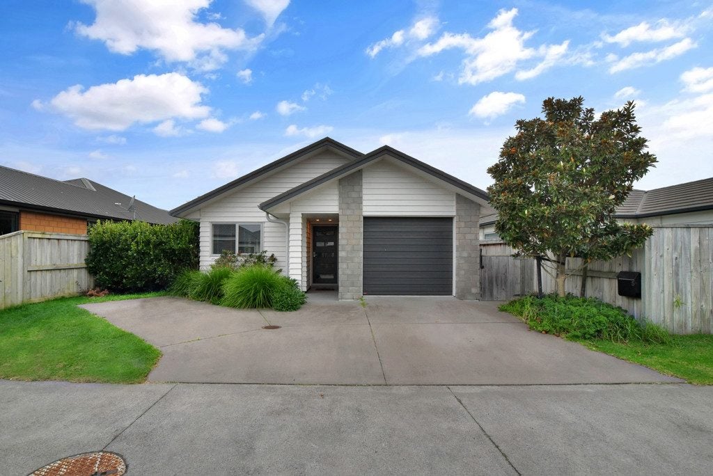 5 Boyle Mews, Papamoa Beach, Papamoa - Carousel 2