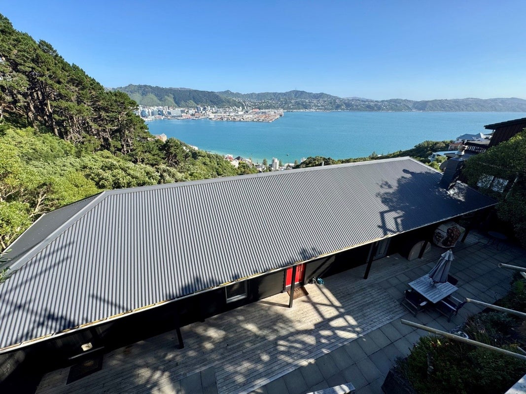 38 Robieson Street, Roseneath, Wellington - Carousel 1