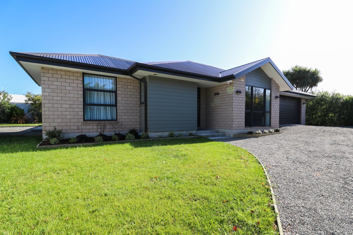 22A Norwood Street, Waimataitai, Timaru - Carousel 1