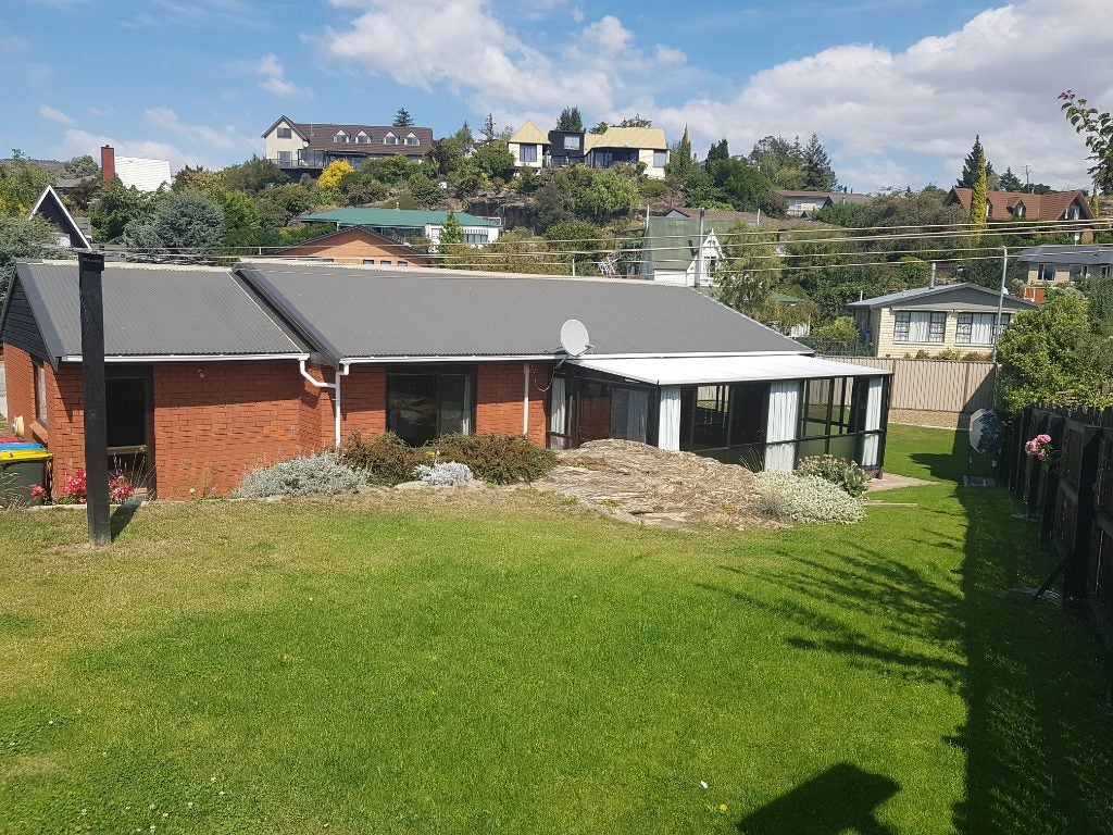 4 O'Neill Crescent, Bridge Hill, Alexandra - Carousel 1
