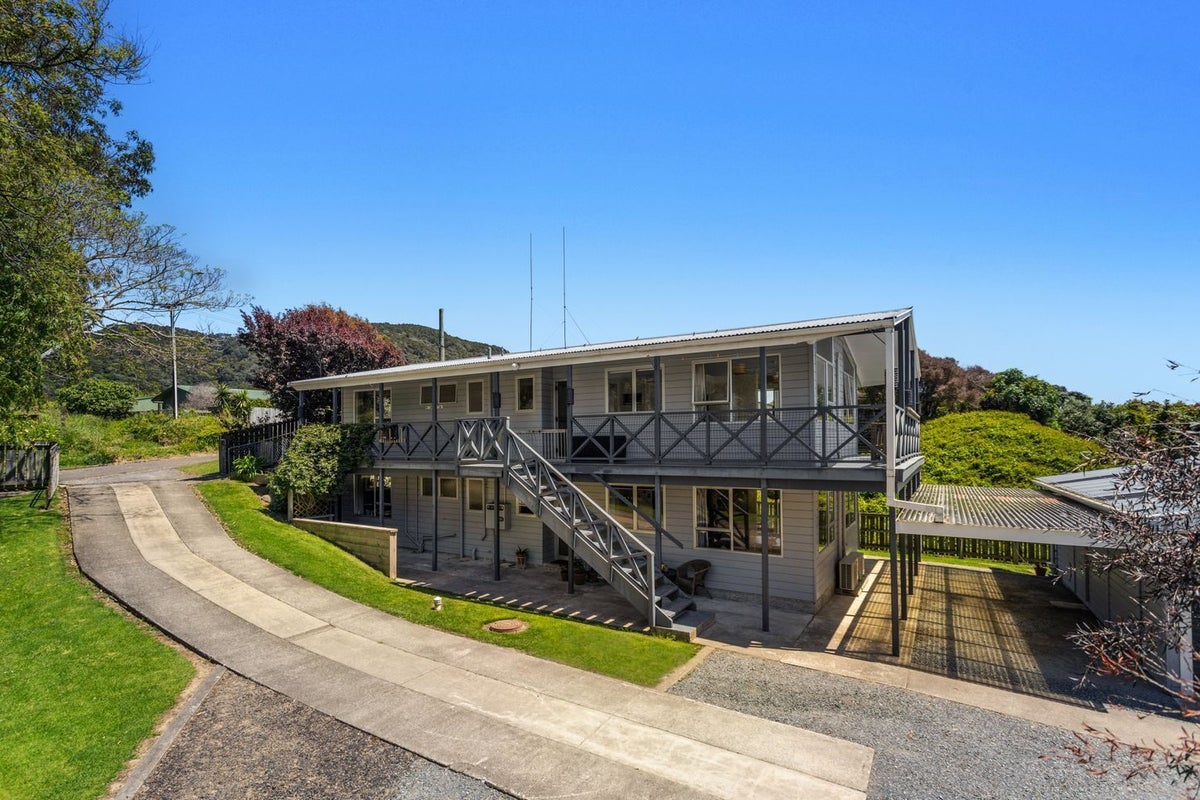 16 Heale Street, Matata, Whakatane - Carousel 1