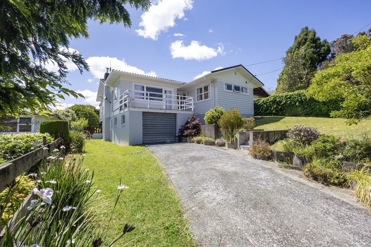27 Mason Street, New Lynn, Auckland - Carousel 1