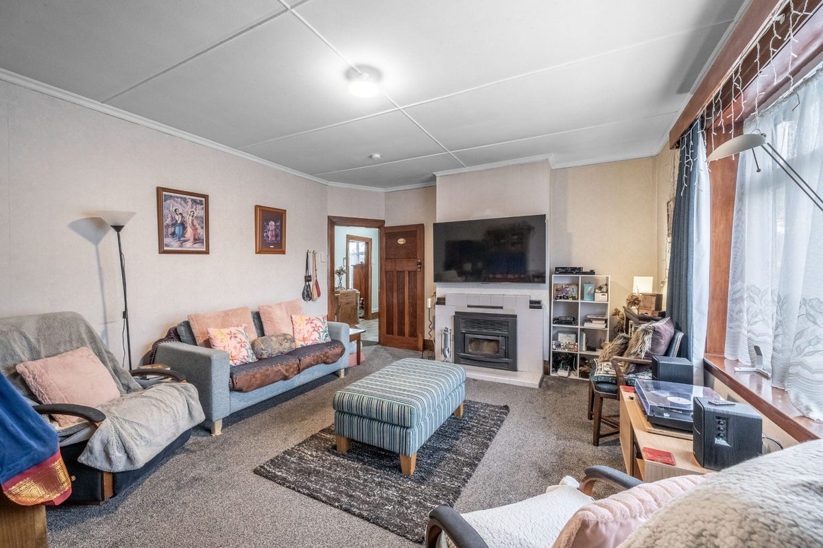 177 Conyers Street, Heidelberg, Invercargill - Carousel 2