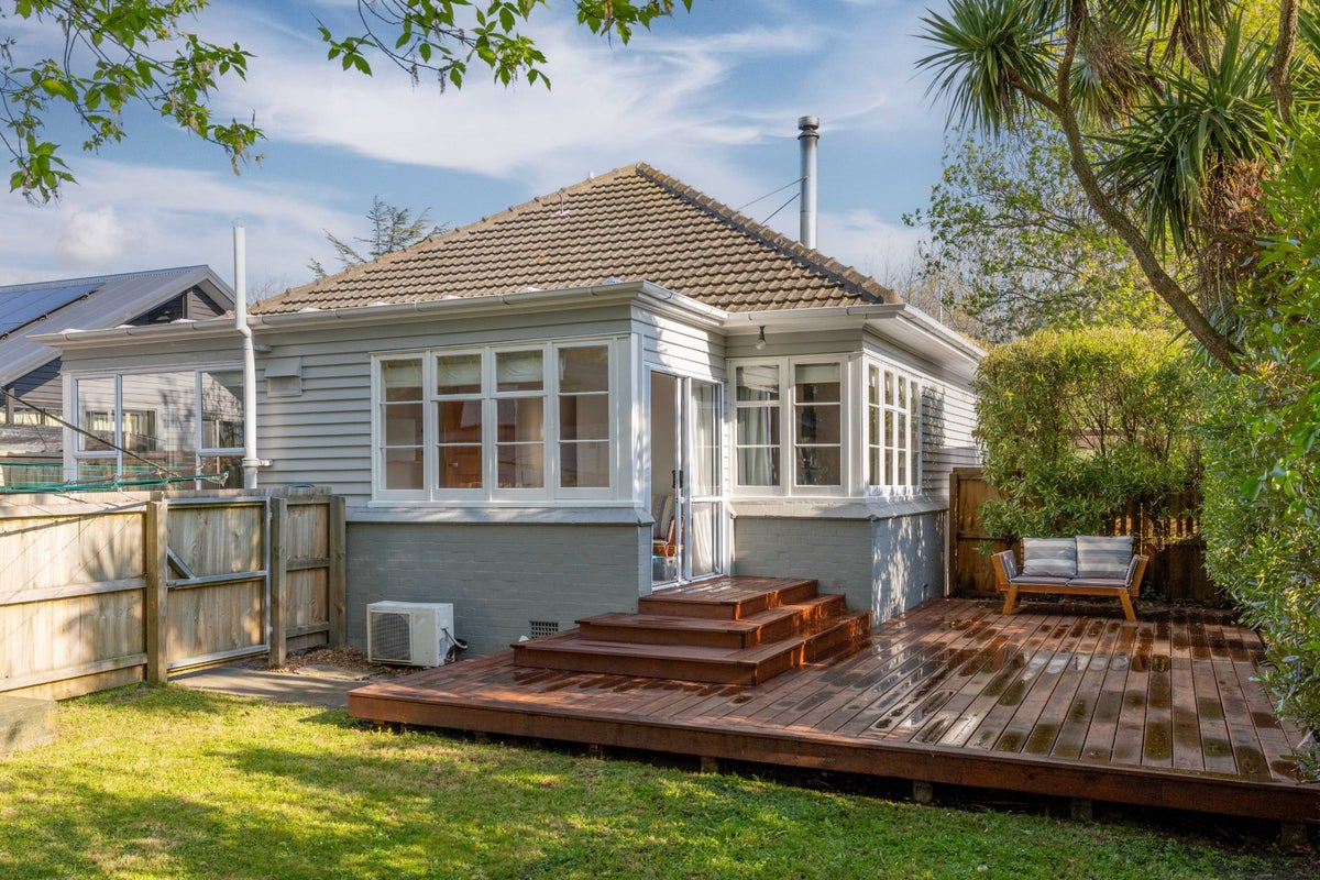 589 Ferry Road, Woolston, Christchurch - Carousel 1