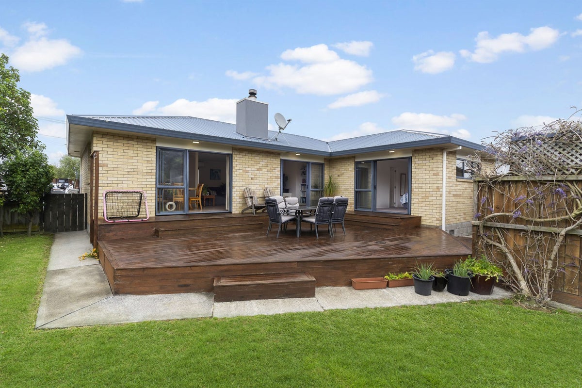 92 Third View Avenue, Beachlands, Auckland - Carousel 2
