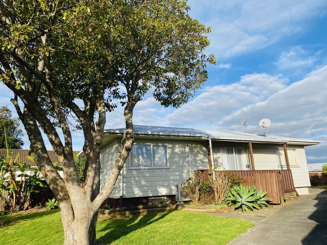 62 Burundi Avenue, Clendon Park, Auckland - Carousel 2