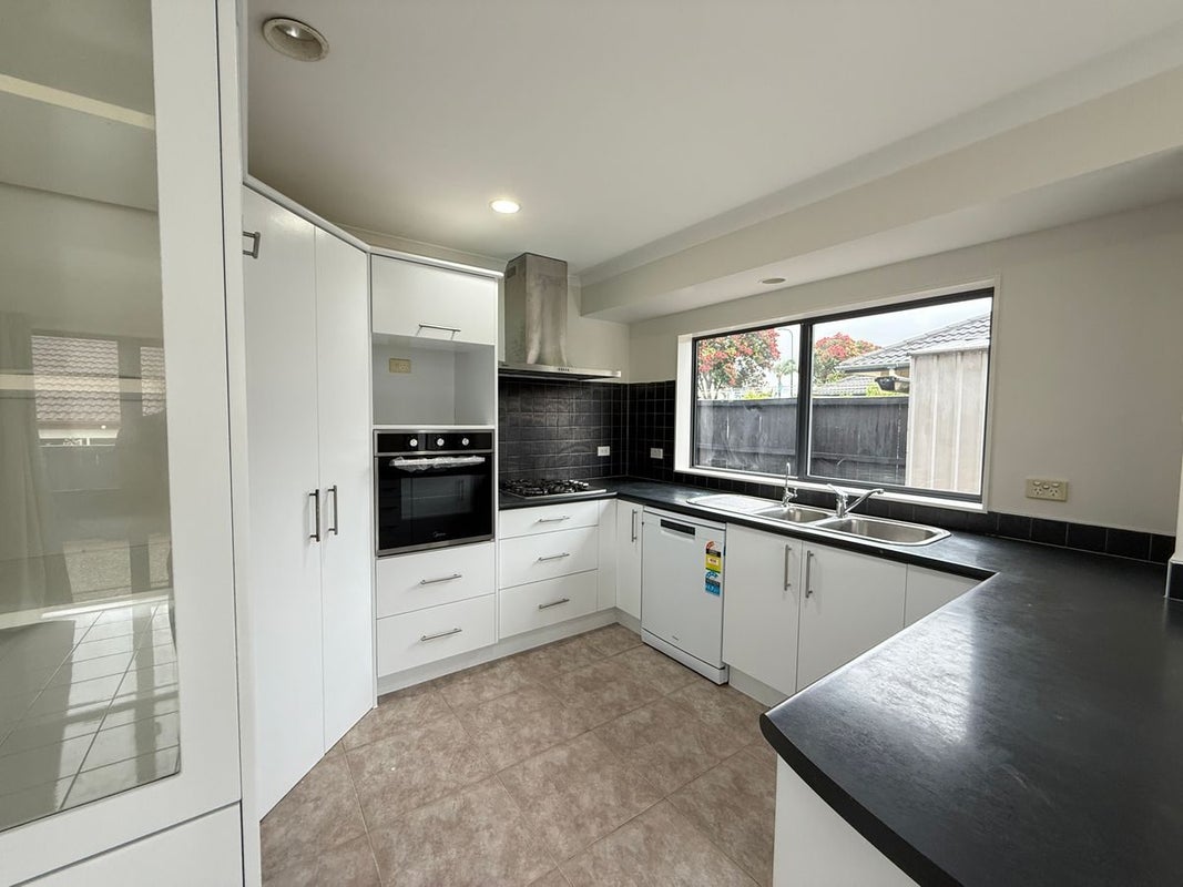 434 Chapel Road, Flat Bush, Auckland - Carousel 2