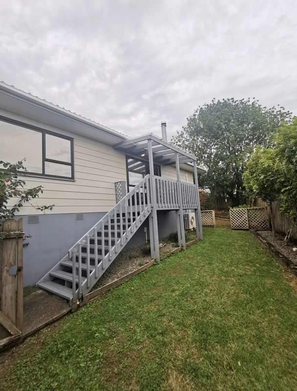 9 Kupari Place, Totara Vale, Auckland - Carousel 21