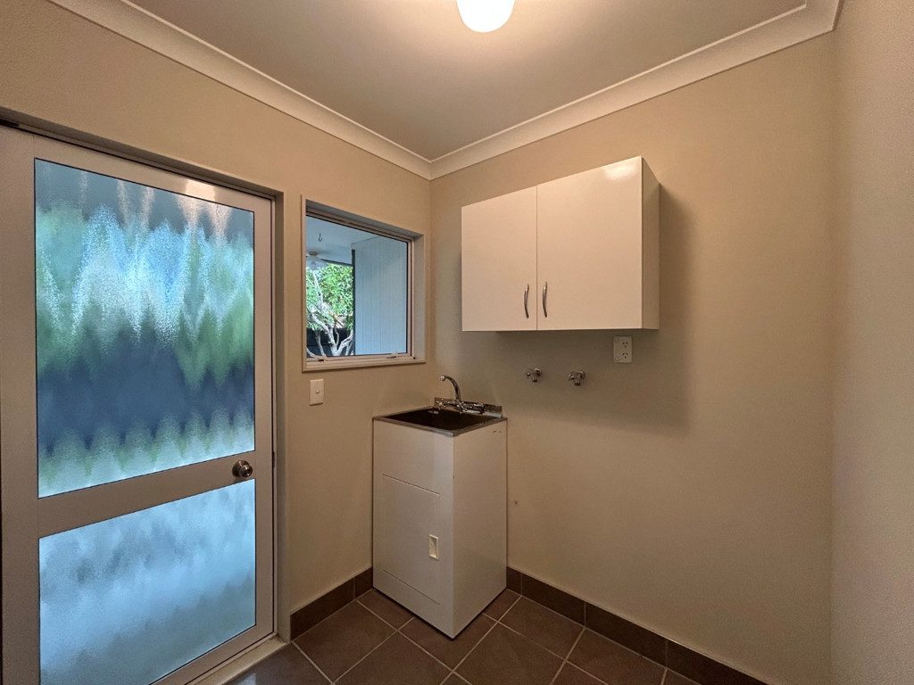 17 Whiting Crescent, Greenmeadows, Napier - Carousel 9