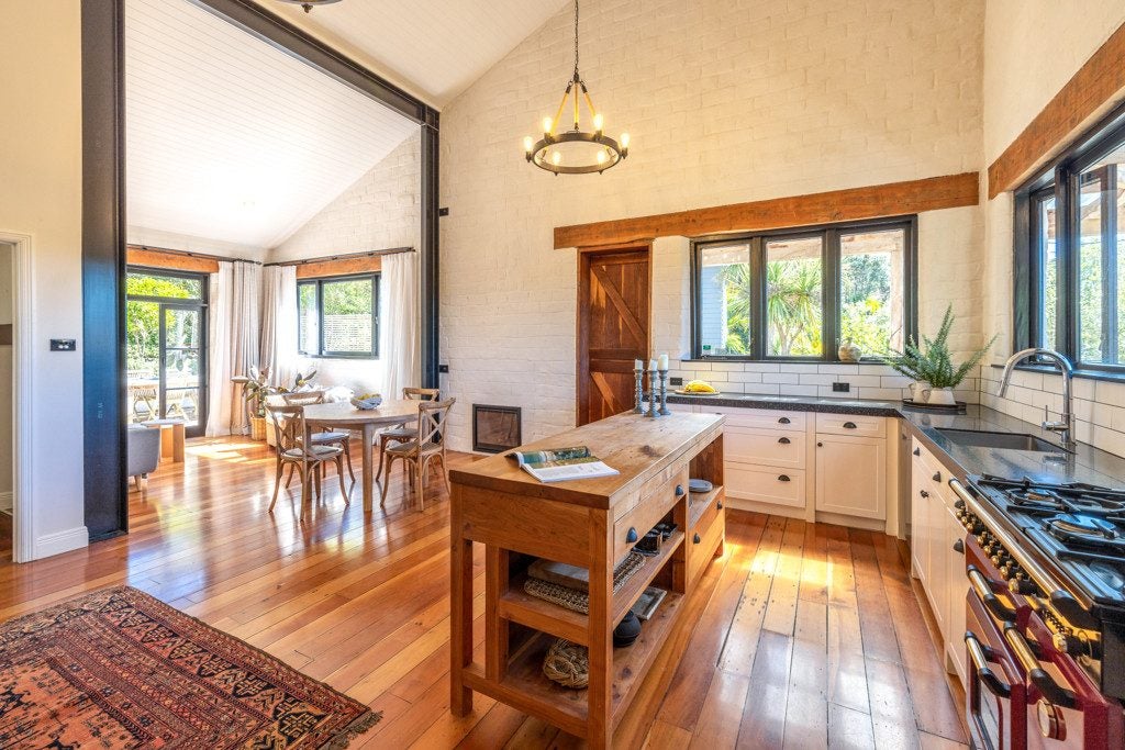 47 Wilma Road, Ostend, Waiheke Island - Carousel 2