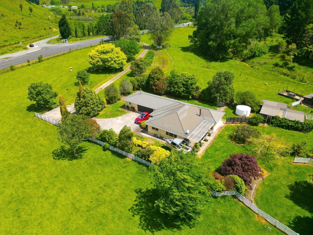 1161 State Highway 4, Parikino, Whanganui - Carousel 2