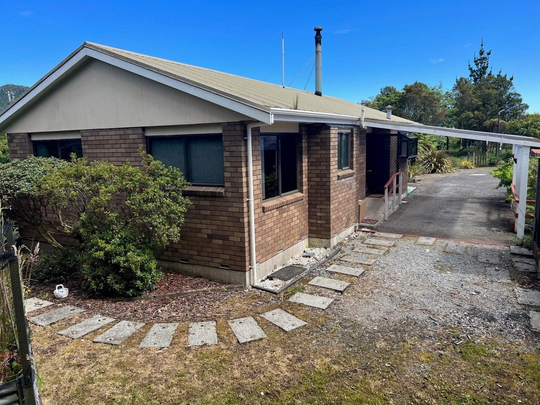 1 Cromarty Street, Dunollie, Runanga - Carousel 2