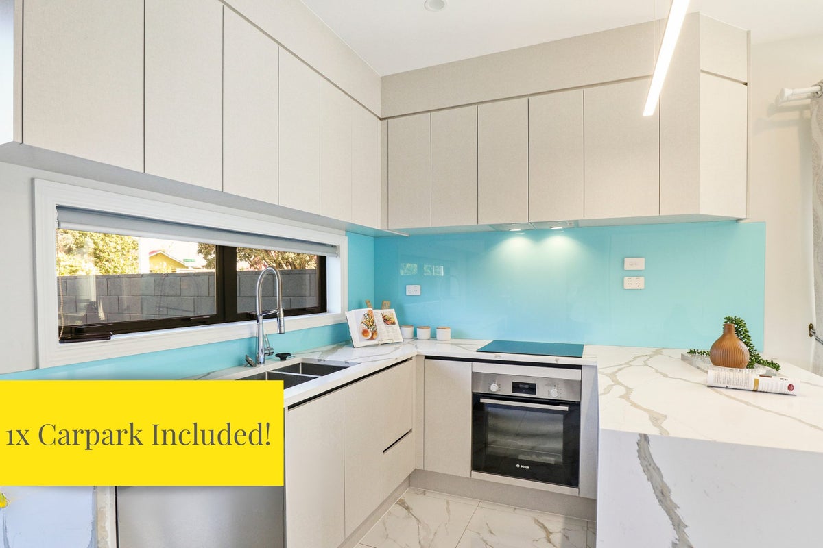 8/1 Tennessee Avenue, Mangere East, Manukau City, Auckland - Carousel 1