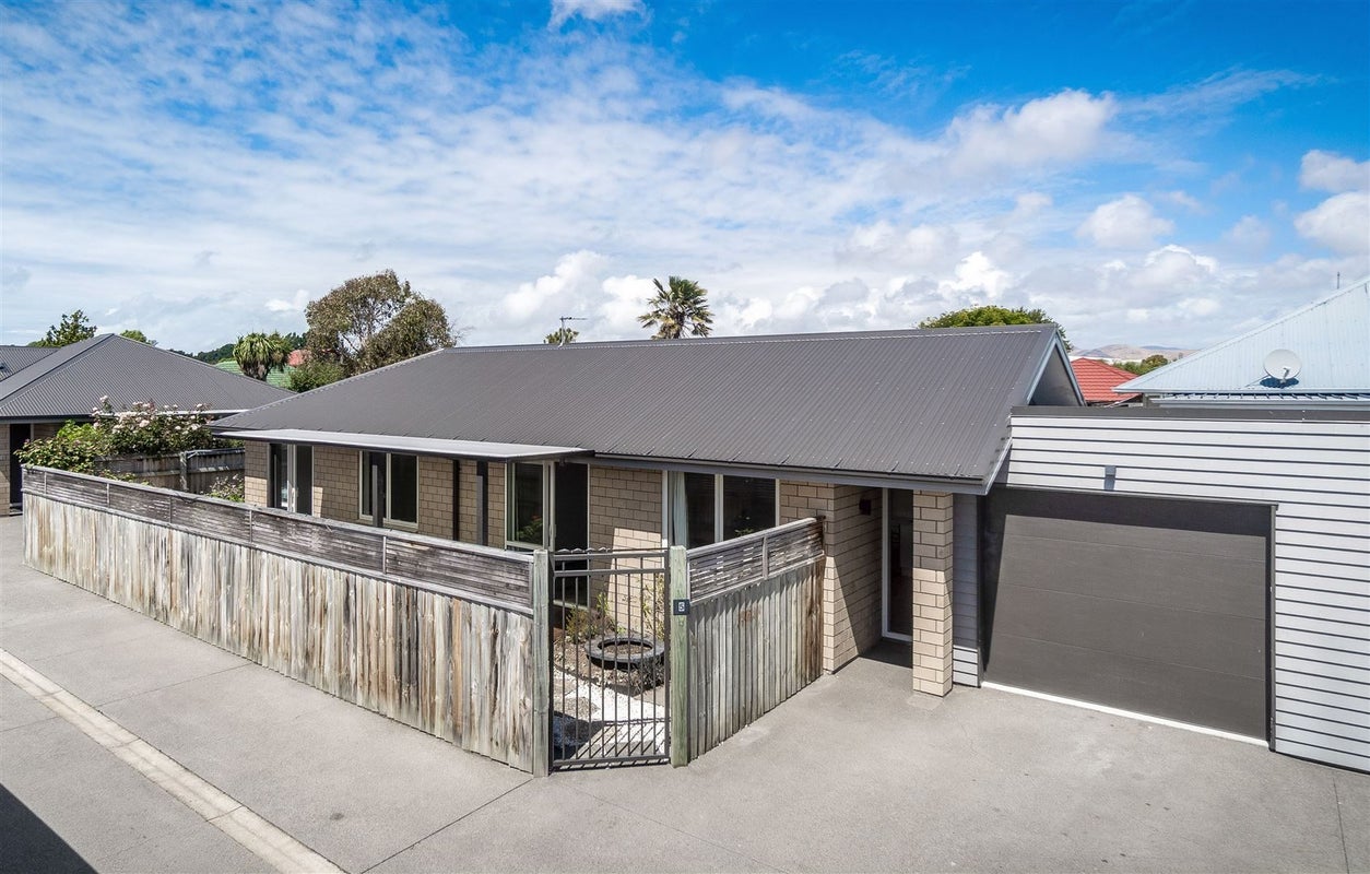 2/78 Marshland Road, Shirley, Christchurch - Carousel 1