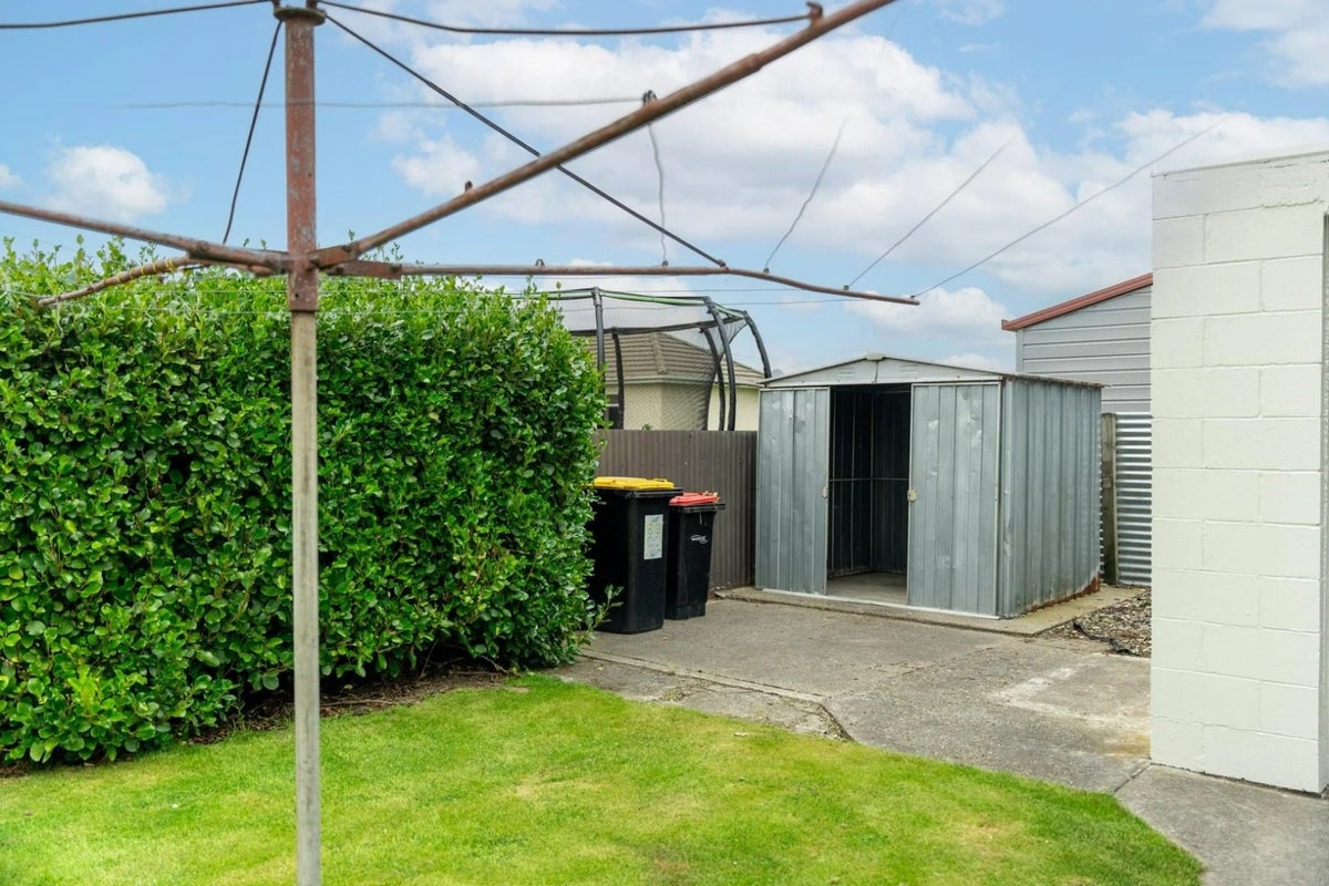 35 Tanner Street, Grasmere, Invercargill - Carousel 17