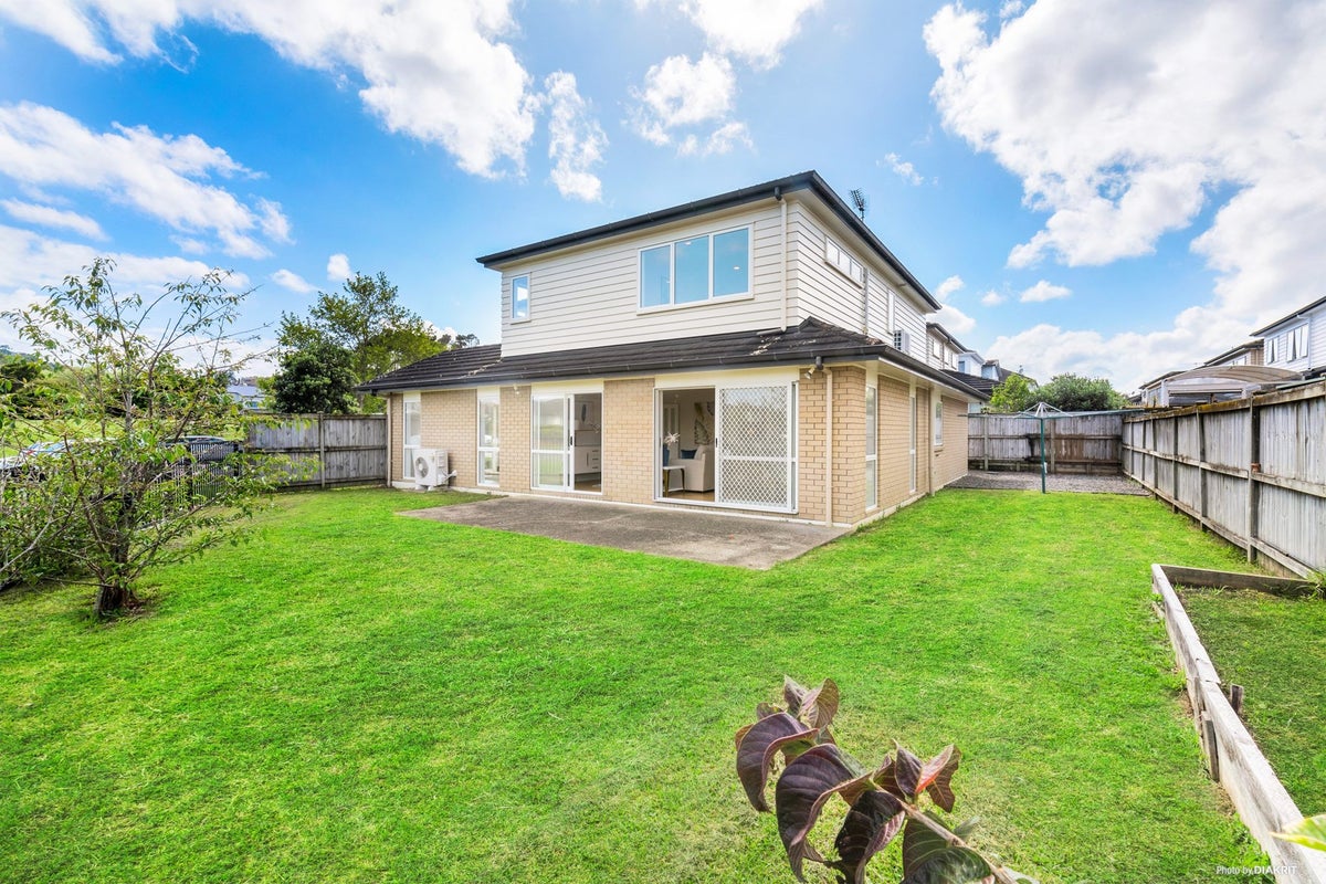 117 Stancombe Road, Flat Bush, Auckland - Carousel 2