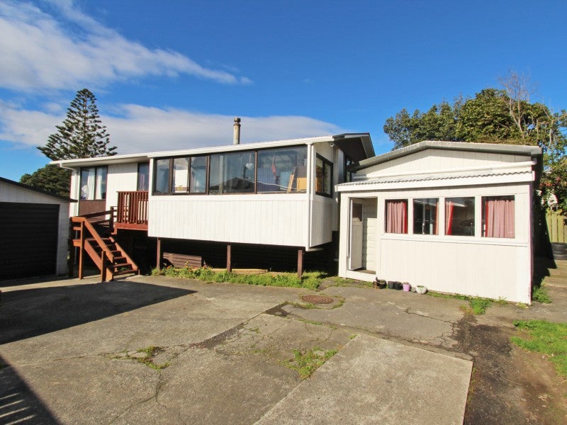 33A Te Puke Street, Titahi Bay, Porirua - Carousel 1