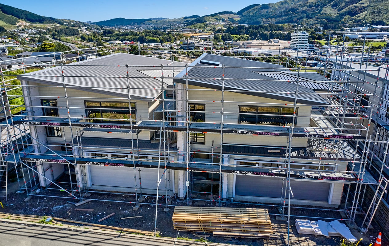 16A Omaka Place, Aotea, Porirua - Carousel 2