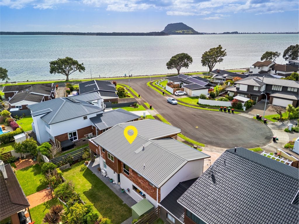 6 Acacia Place, Matua, Tauranga - Carousel 1