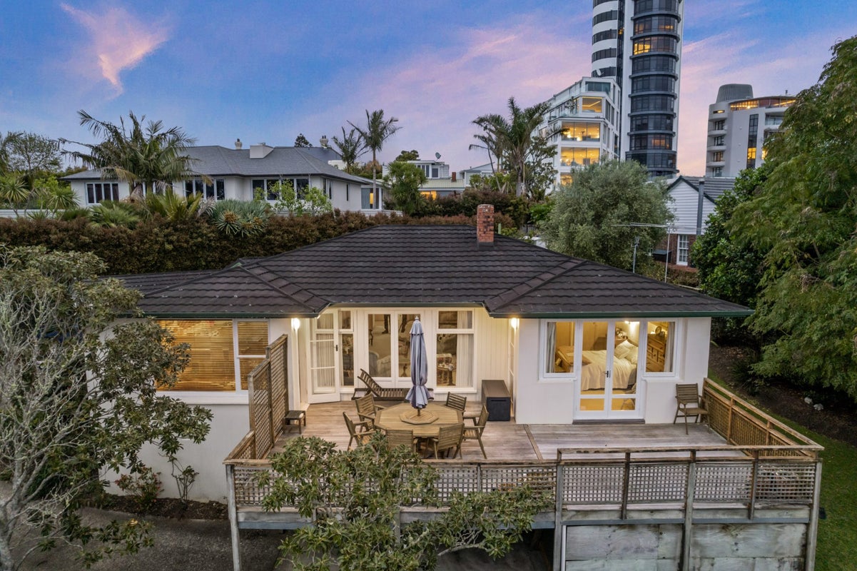 12 Elmstone Avenue, Remuera, Auckland - Carousel 2