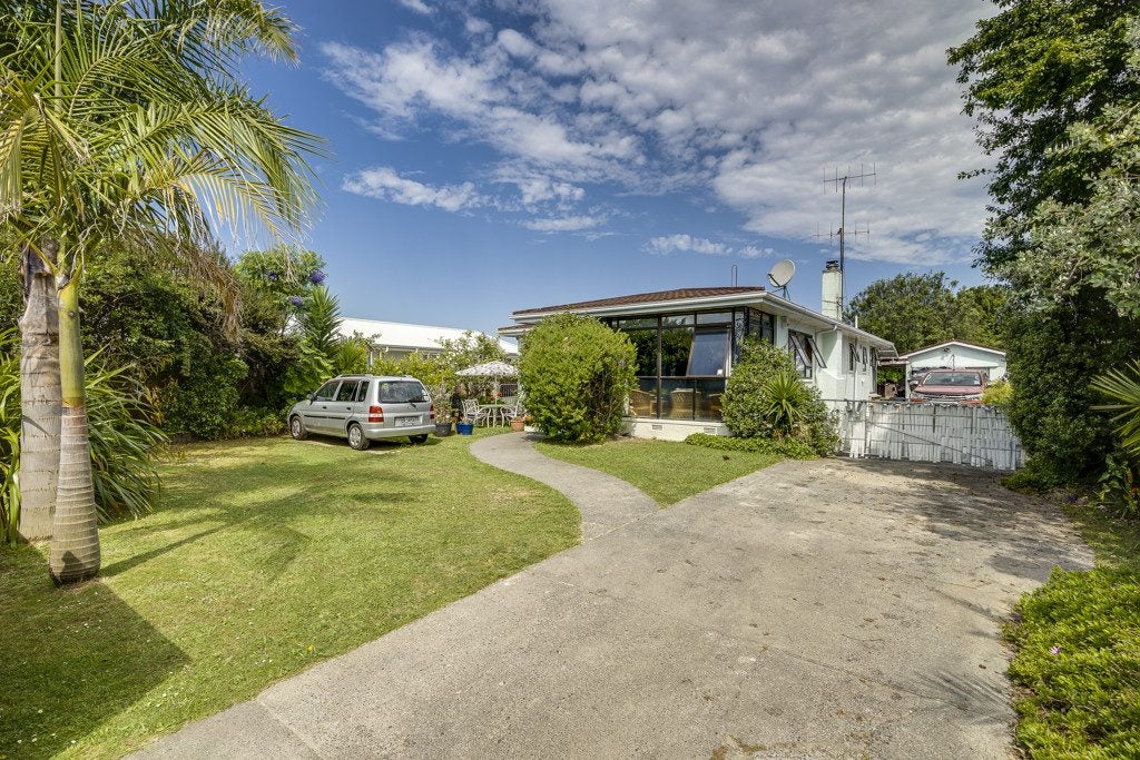 126 Latham Street, Marewa, Napier - Carousel 1