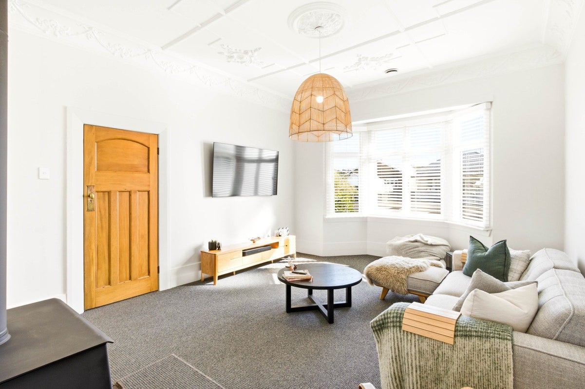 55 Hargest Crescent, Saint Kilda, Dunedin, Otago - Carousel 2