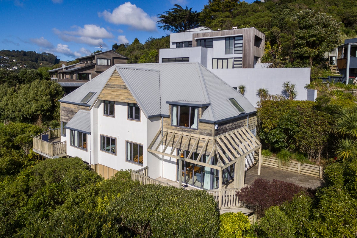 7 Cavalry Close, Crofton Downs, Wellington - Carousel 1