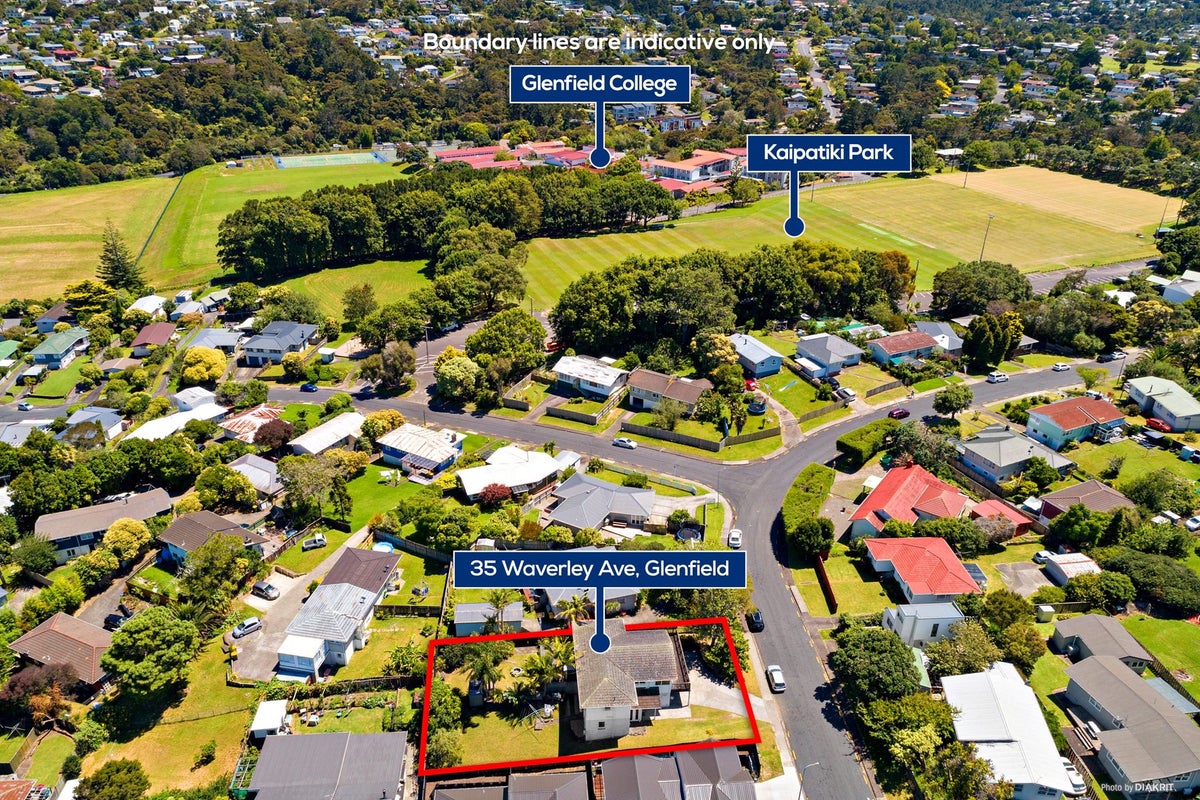 35 Waverley Avenue, Glenfield, Auckland - Carousel 2