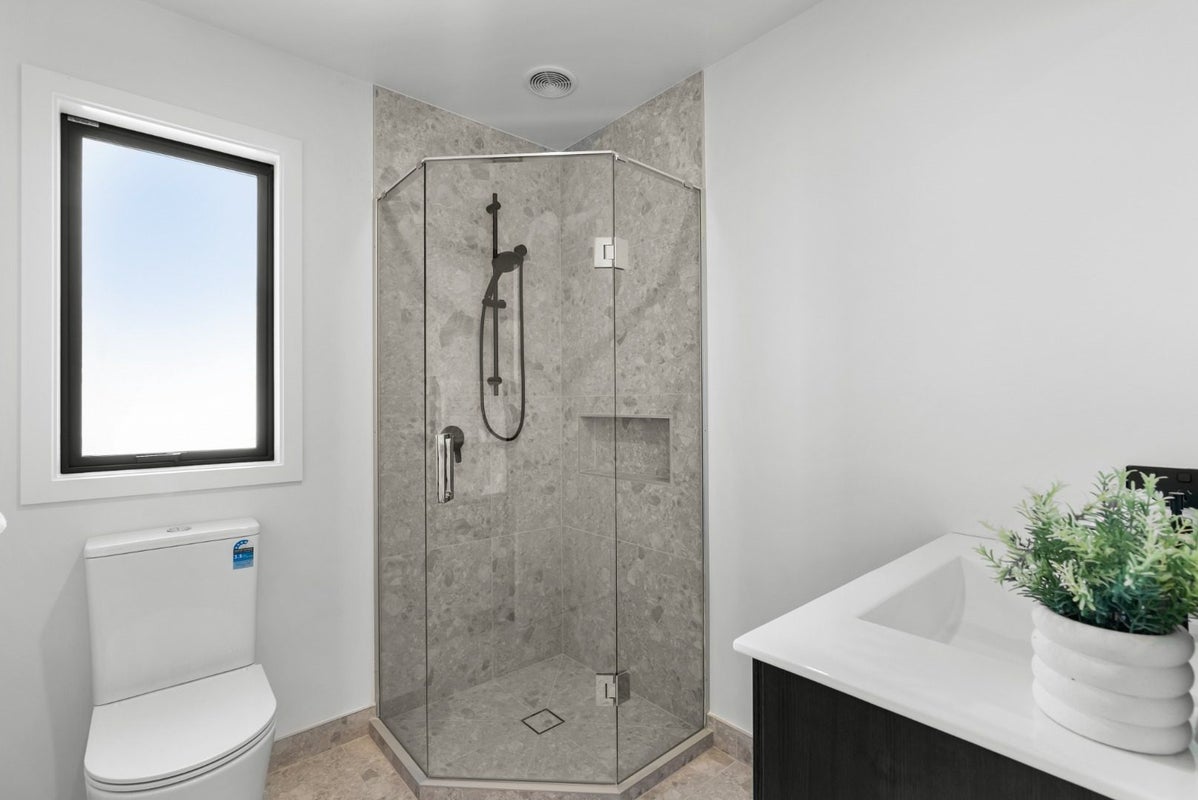 26B Leacroft Street, Bishopdale, Christchurch - Carousel 2