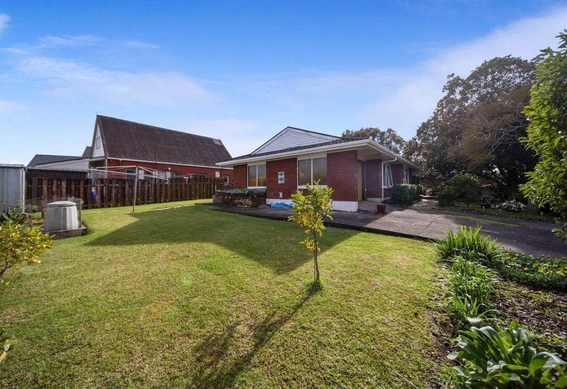 46 Meadway, Sunnyhills, Auckland - Carousel 2