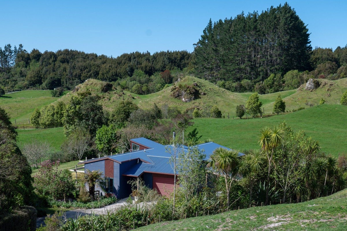 184 Kaharoa Road, Rotorua - Carousel 1
