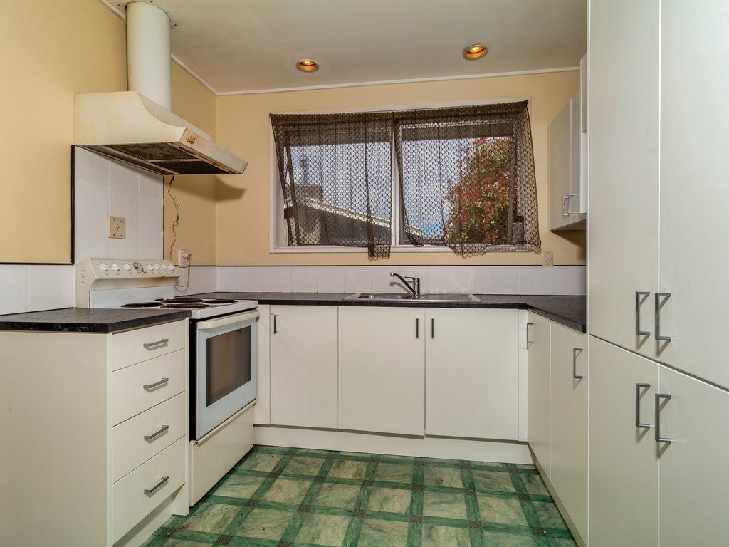 176 Flaxmere Avenue, Flaxmere, Hastings - Carousel 2