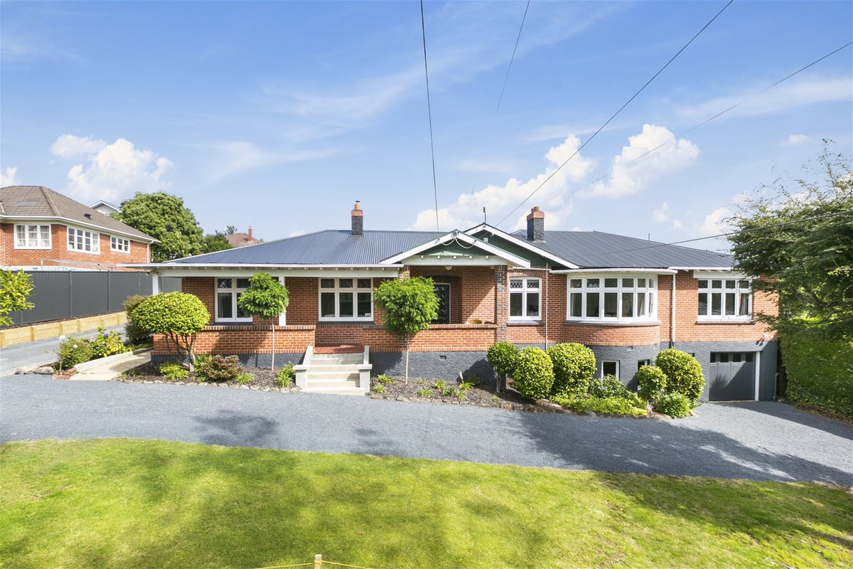 171 Shetland Street, Wakari, Dunedin - Carousel 1