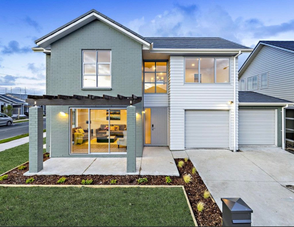 17 Flight Place, Takanini, Auckland - Carousel 16