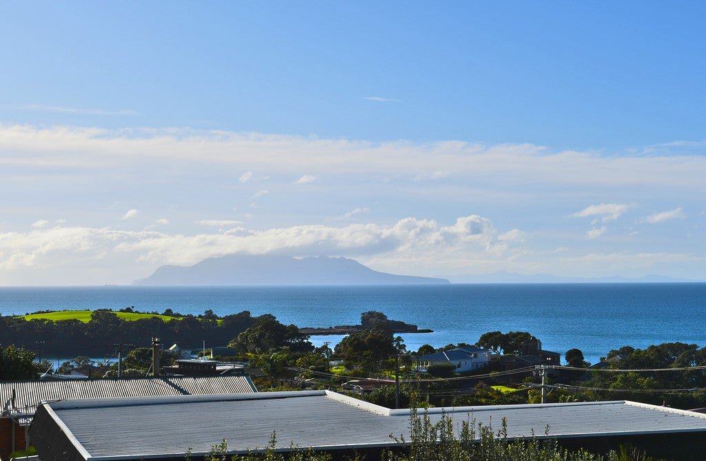 49 Barrier View Road, Leigh, Leigh - Carousel 1
