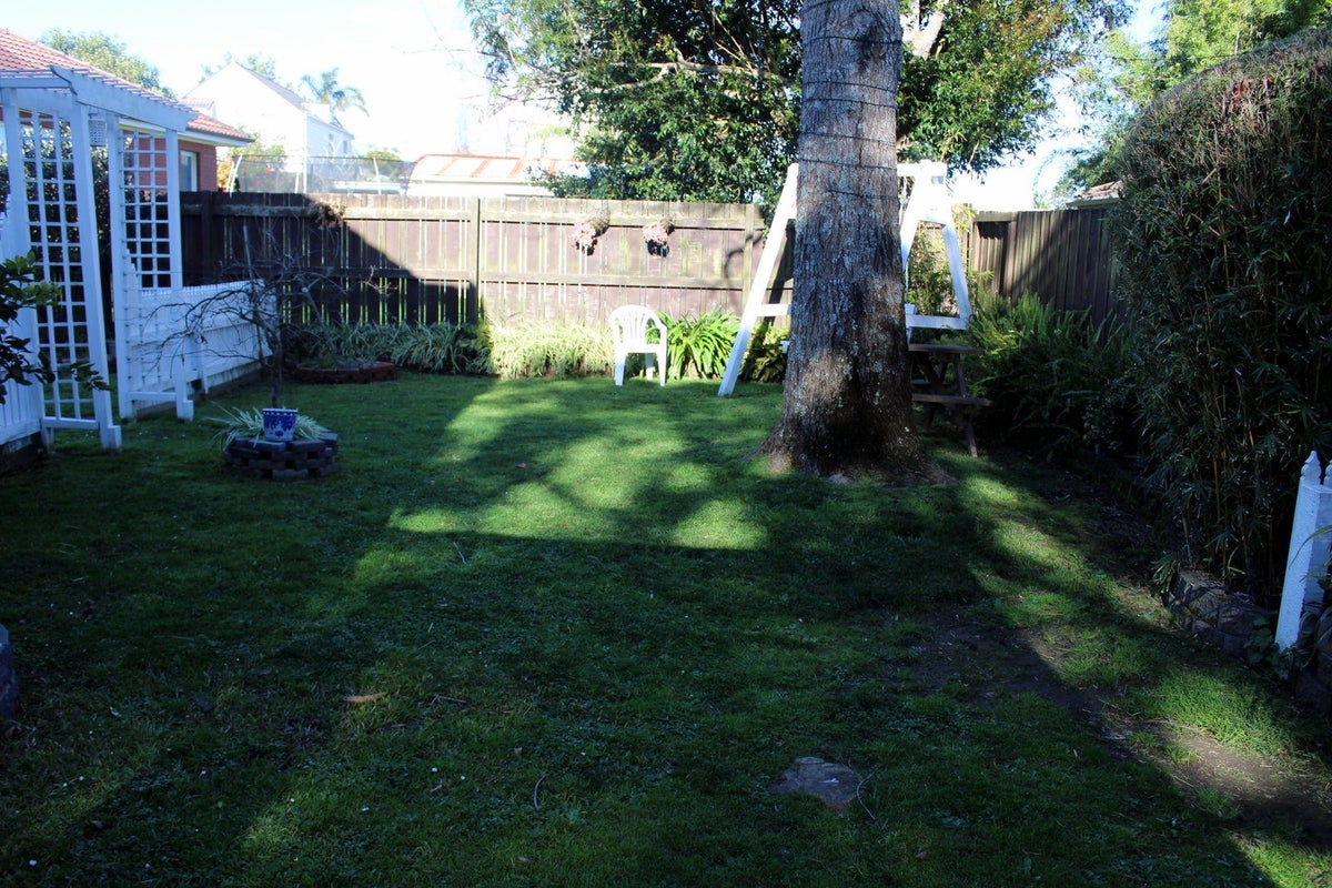 10/47 Gardner Avenue, New Lynn, Auckland - Carousel 2