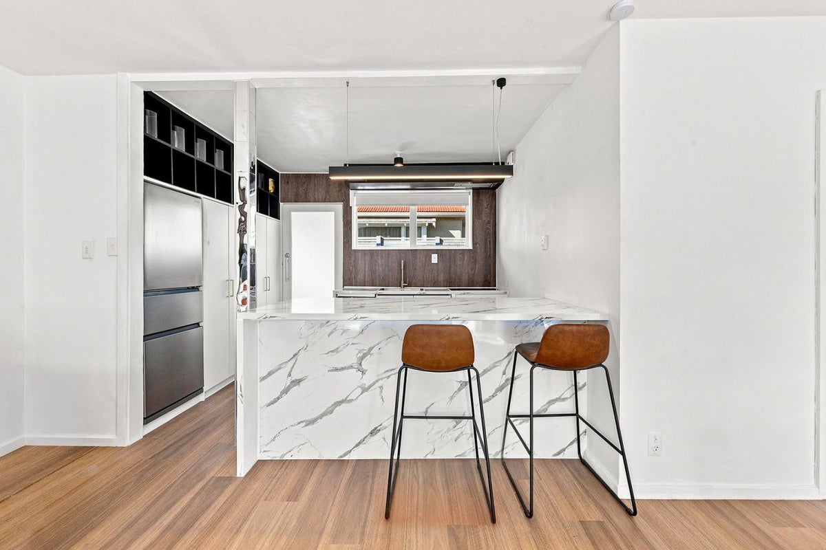 1/12 Gibbon Street, Sydenham, Christchurch City, Canterbury - Carousel 2
