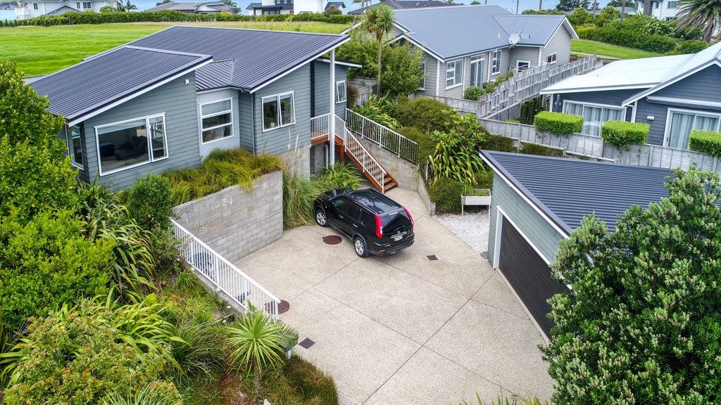 6 Barcliff Terrace, Gulf Harbour, Whangaparaoa - Carousel 1