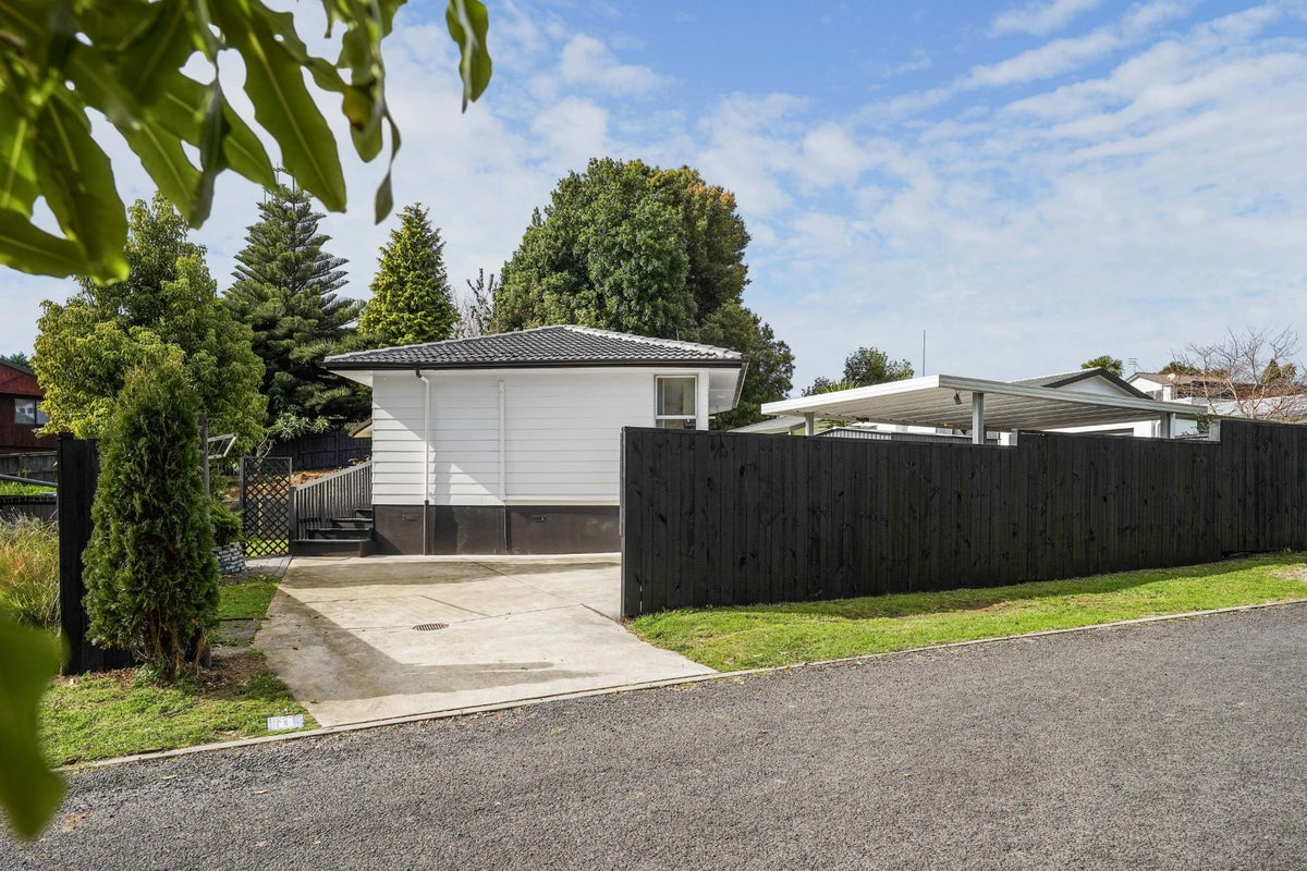 12 Farrow Way, Welcome Bay, Tauranga - Carousel 24