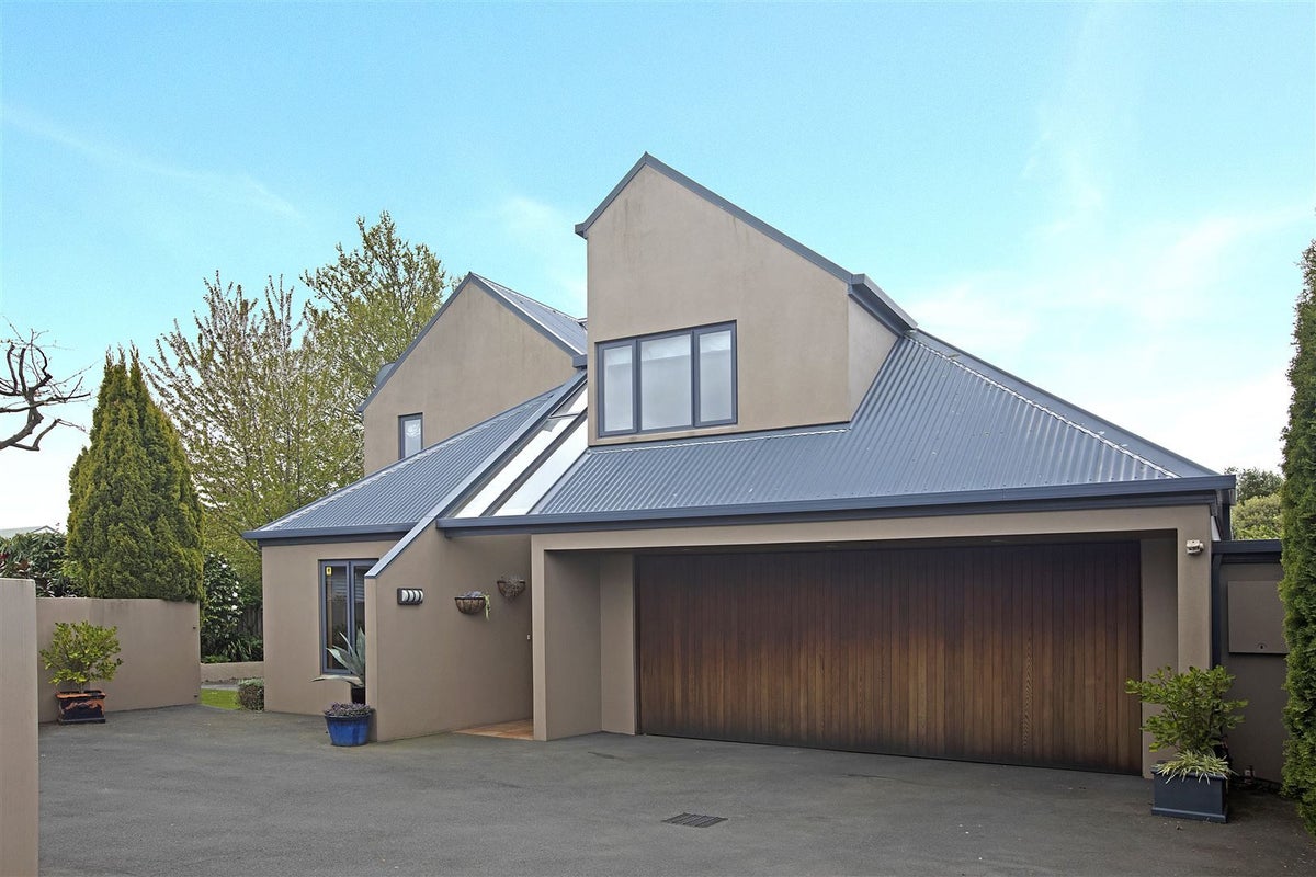 140A Memorial Avenue, Burnside, Christchurch - Carousel 1