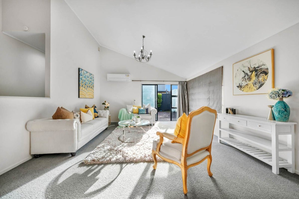 57A Staveley Avenue, Mount Roskill, Auckland - Carousel 2
