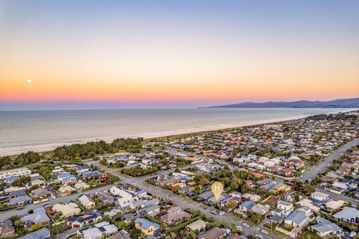 26 Larnach Street, Waimairi Beach, Christchurch - Carousel 1